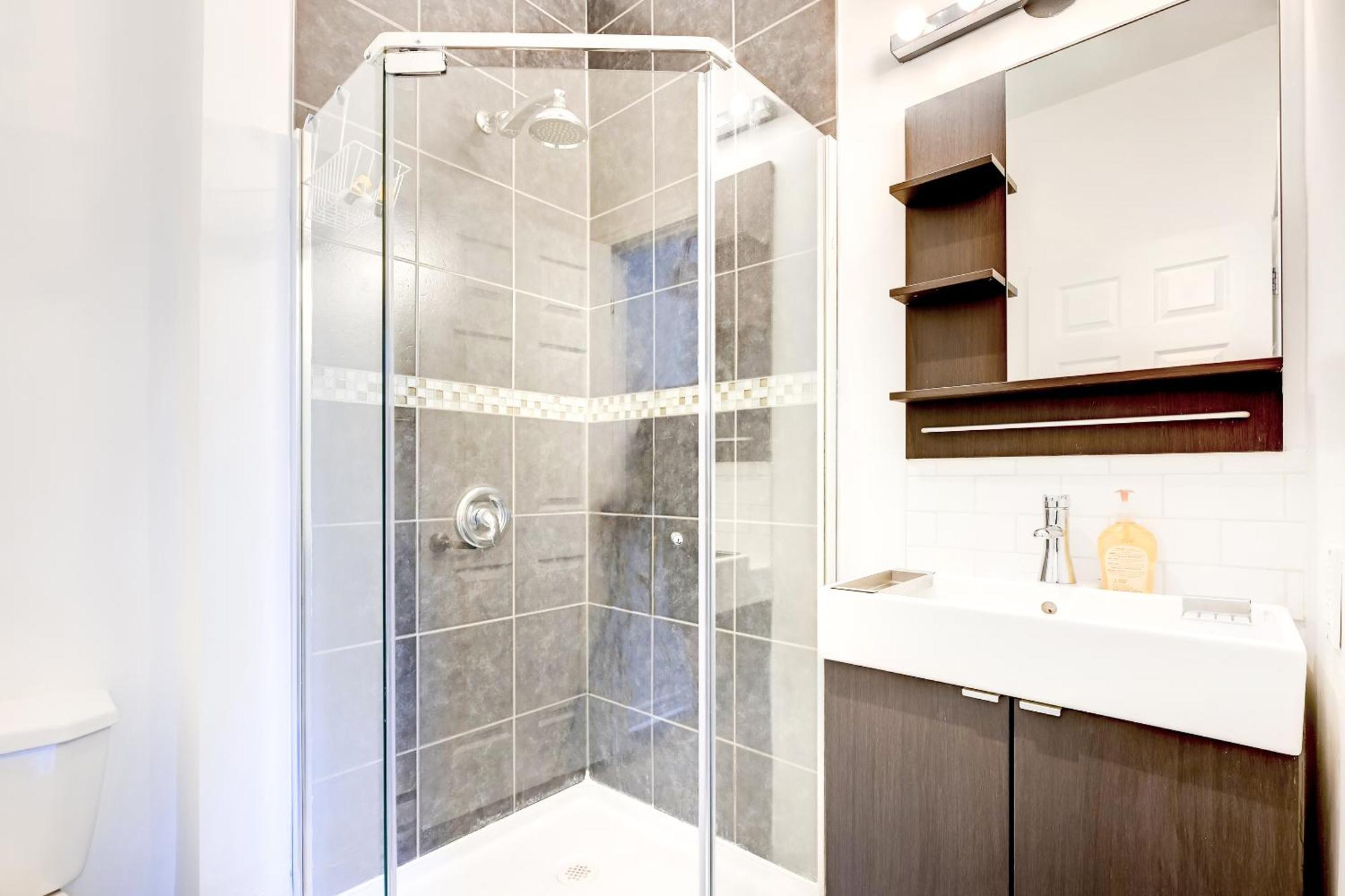 Chez Mont Royal Apartments! Appartement *