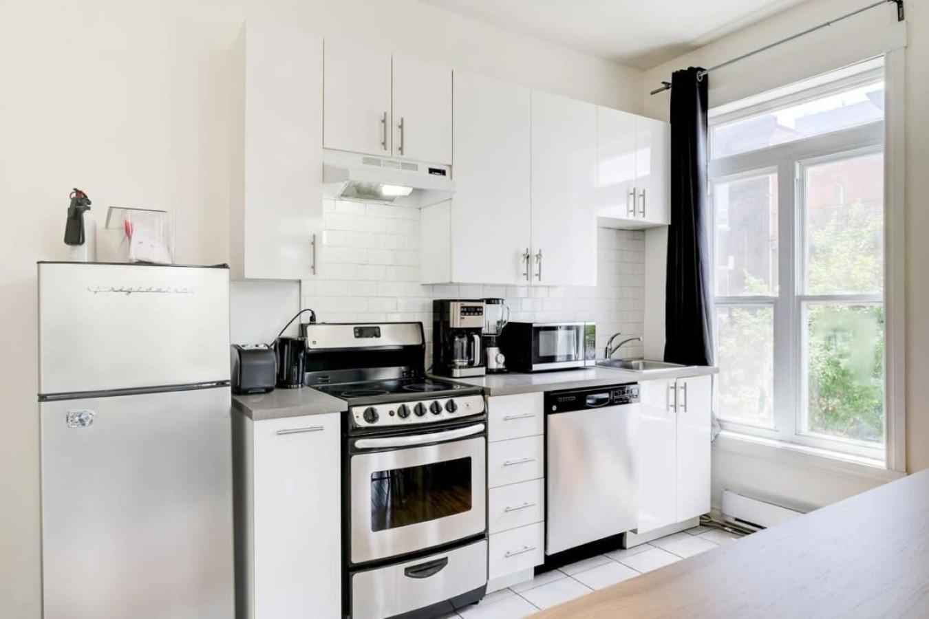 Chez Mont Royal Apartments! Appartement *