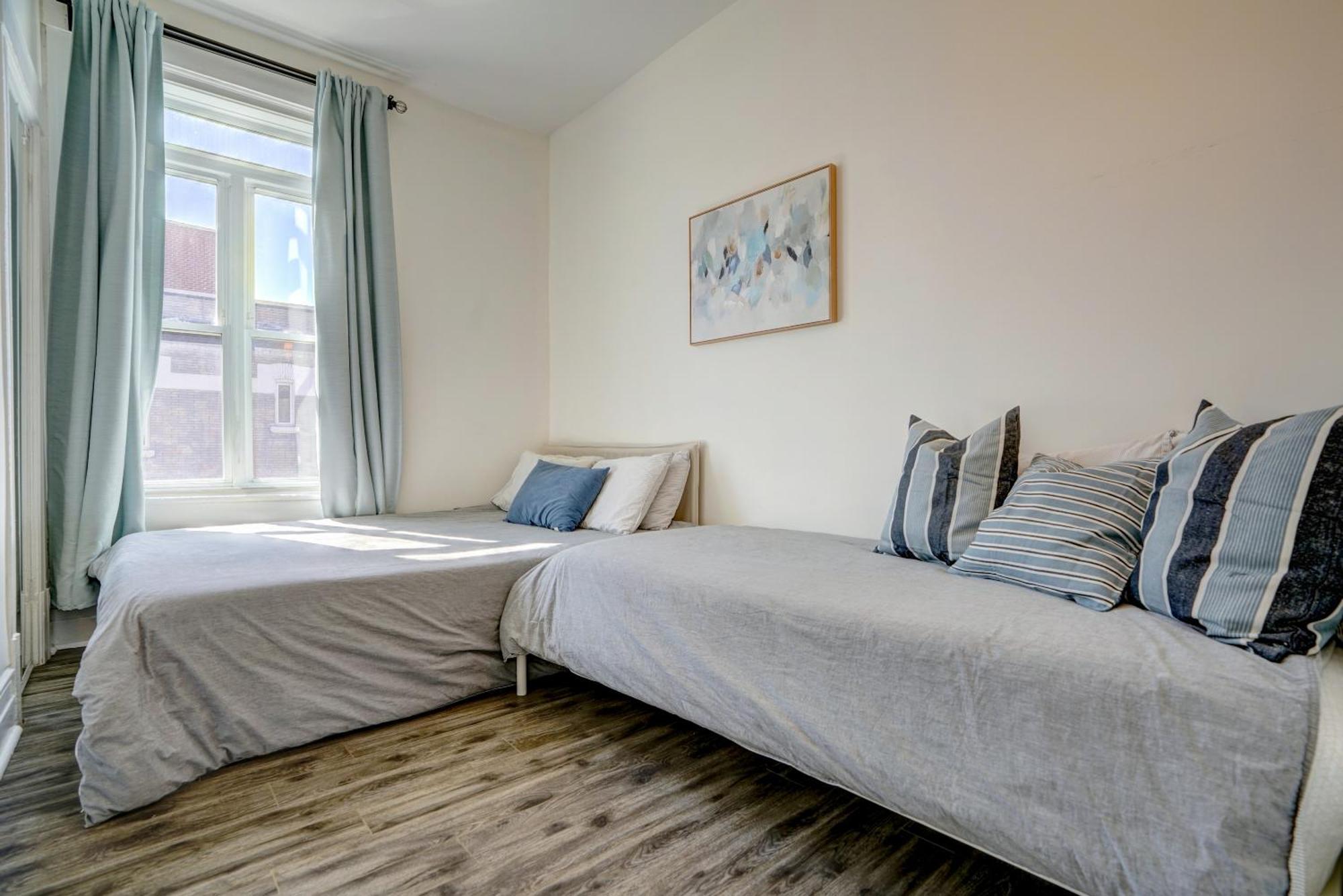 Appartement Chez Mont Royal Apartments!